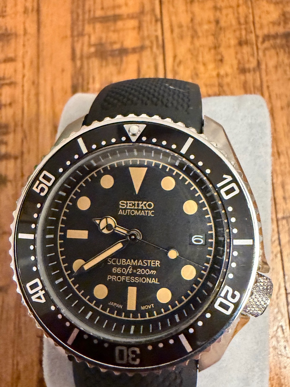 Seiko MOD vintage scuba master. Automatic movement 42mm case.